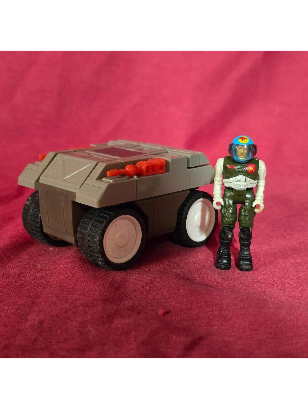 StarCom Laser R.A.T. Rapid Assault Tracker Vehicle Vintage 1986 Complete